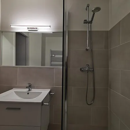 4 Personnes, Vue Mer, Climatisation, Parking - Fr-1-803-60