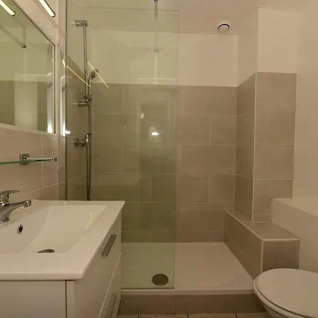 4 Personnes, Vue Mer, Climatisation, Parking - Fr-1-803-60 * Ле-Лаванду