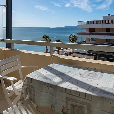 Le Lavandou, 4 Couchages, Vue Mer, Les Pieds Dans L'eau. - Fr-1-803-60 Appartement