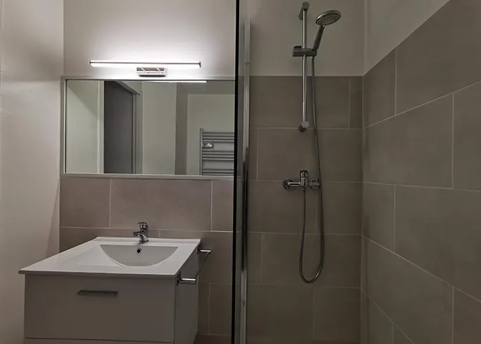 4 Personnes, Vue Mer, Climatisation, Parking - Fr-1-803-60