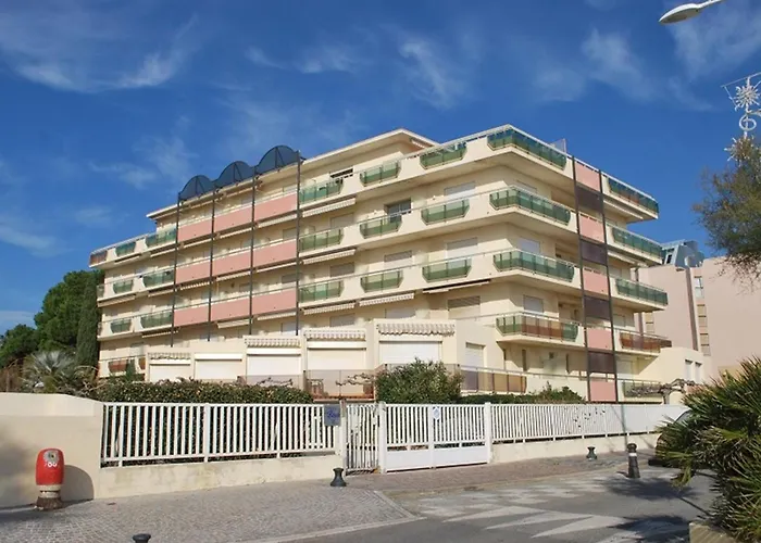 4 Personnes, Vue Mer, Climatisation, Parking - Fr-1-803-60 Apartman Le Lavandou